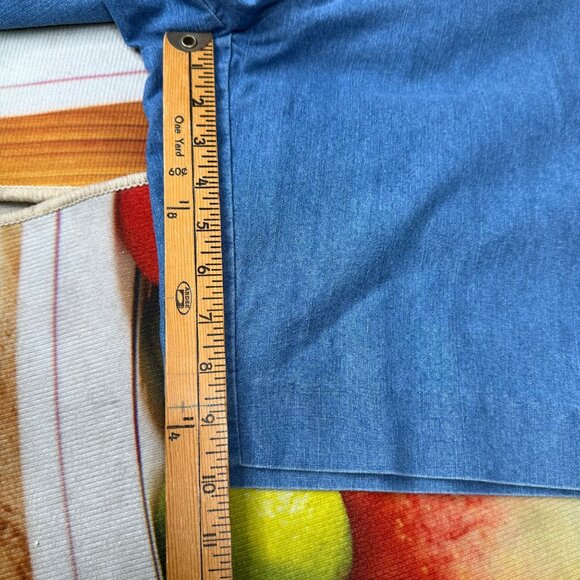 Studio Works Womens Size 12 Light Blue Denim Shorts Casual Stretch Cotton Blend - Picture 7 of 9